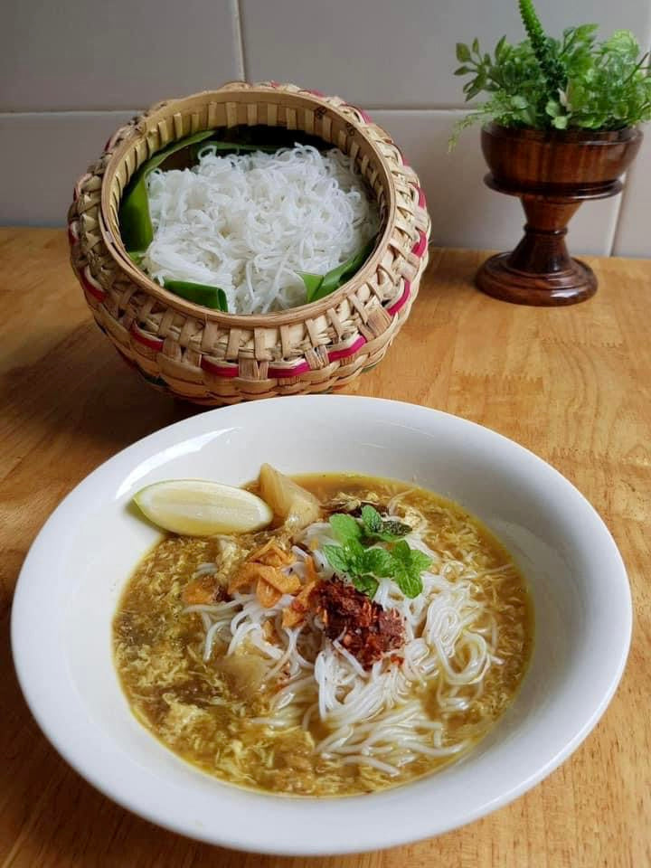 ပန်းခရေ ငါးခူ မုန့်ဟင်းခါး ဟင်းရည်အနှစ် (Original)