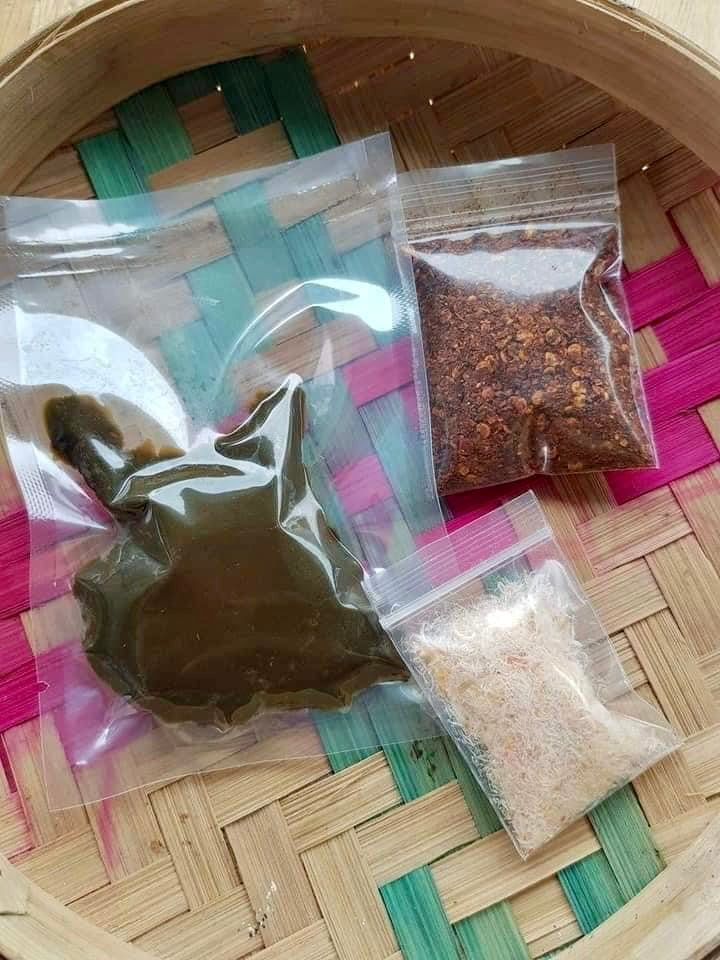 အသင့်စားငပိရေကျိုထုတ်